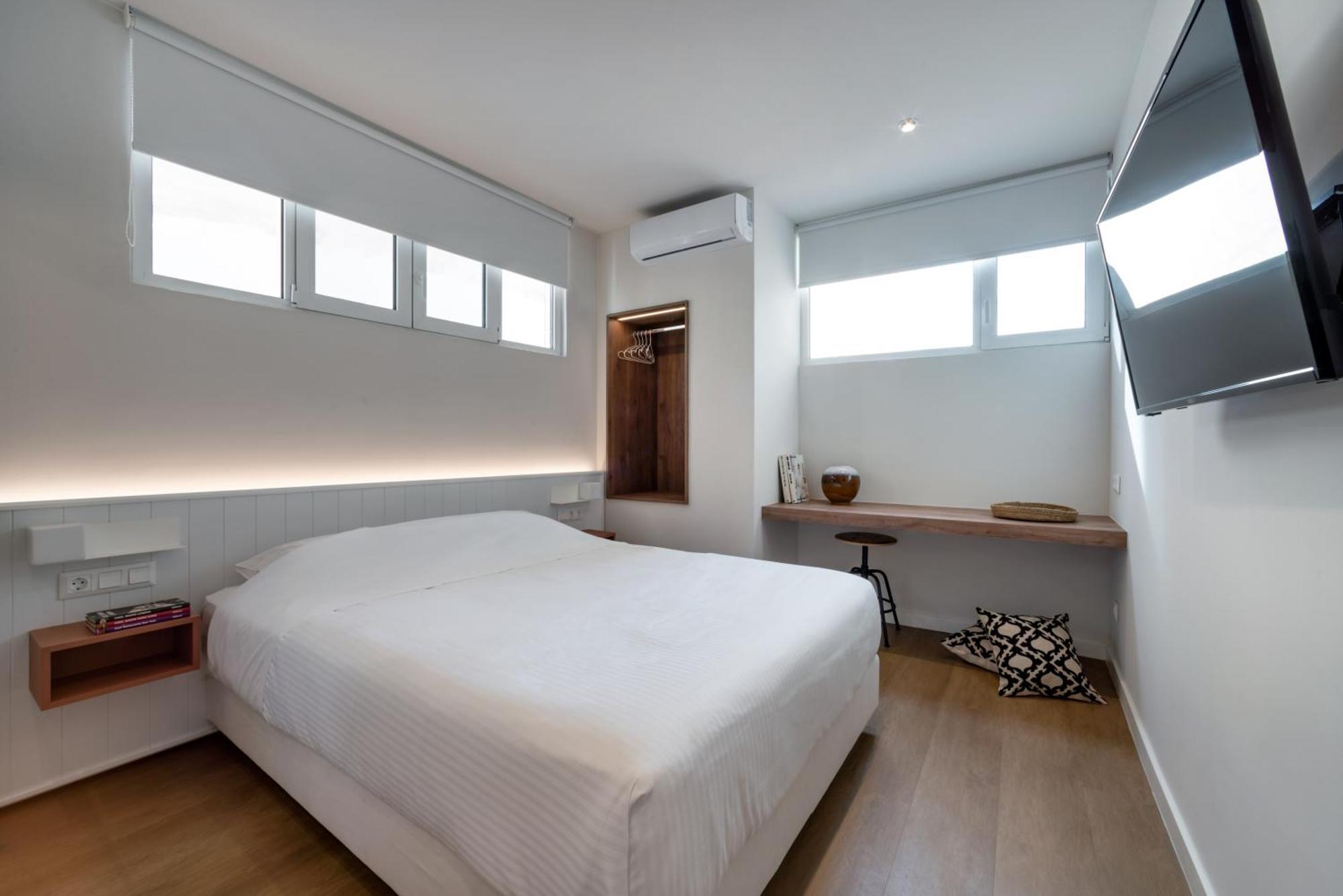 Central Bliss Apartments By Upstreet Athena Bagian luar foto