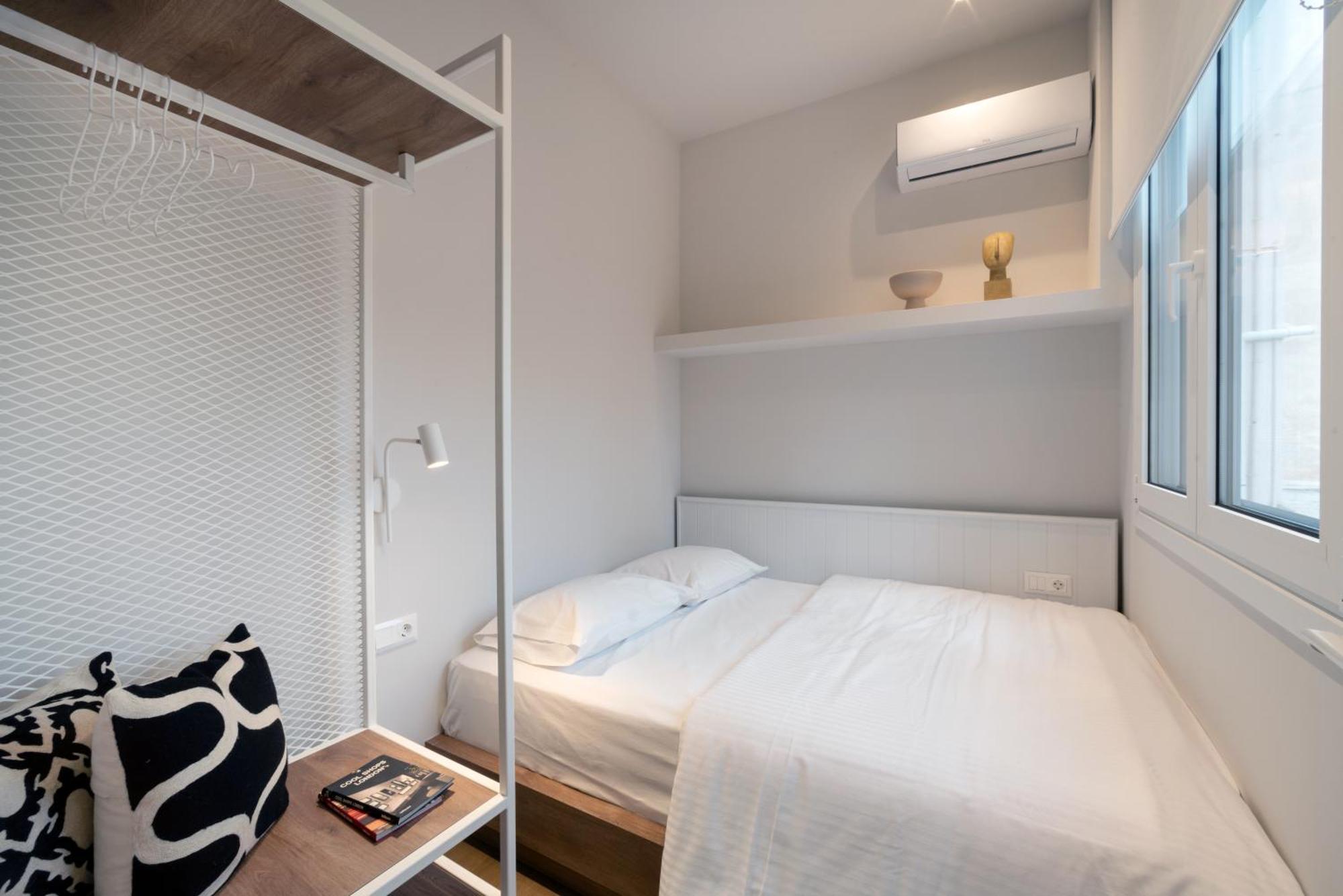 Central Bliss Apartments By Upstreet Athena Bagian luar foto