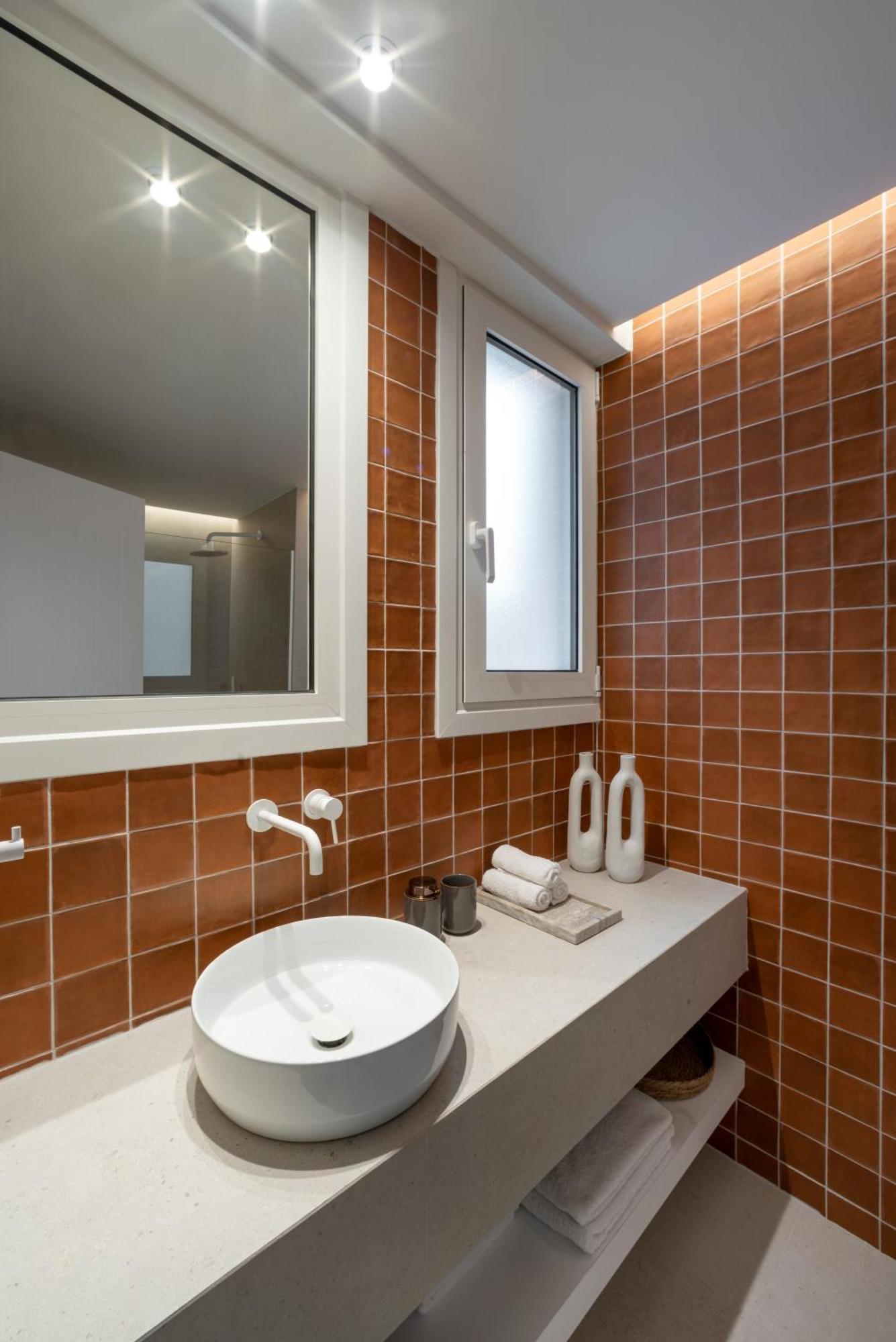 Central Bliss Apartments By Upstreet Athena Bagian luar foto