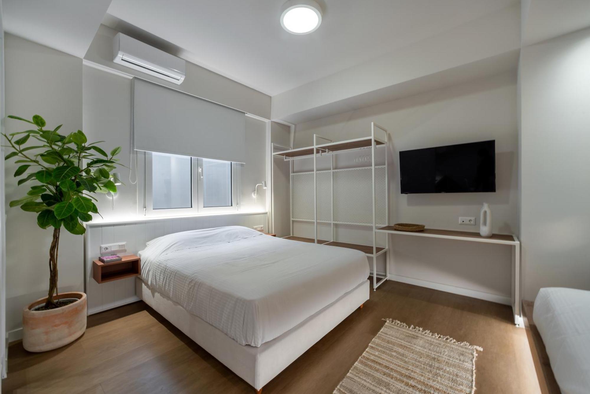 Central Bliss Apartments By Upstreet Athena Bagian luar foto
