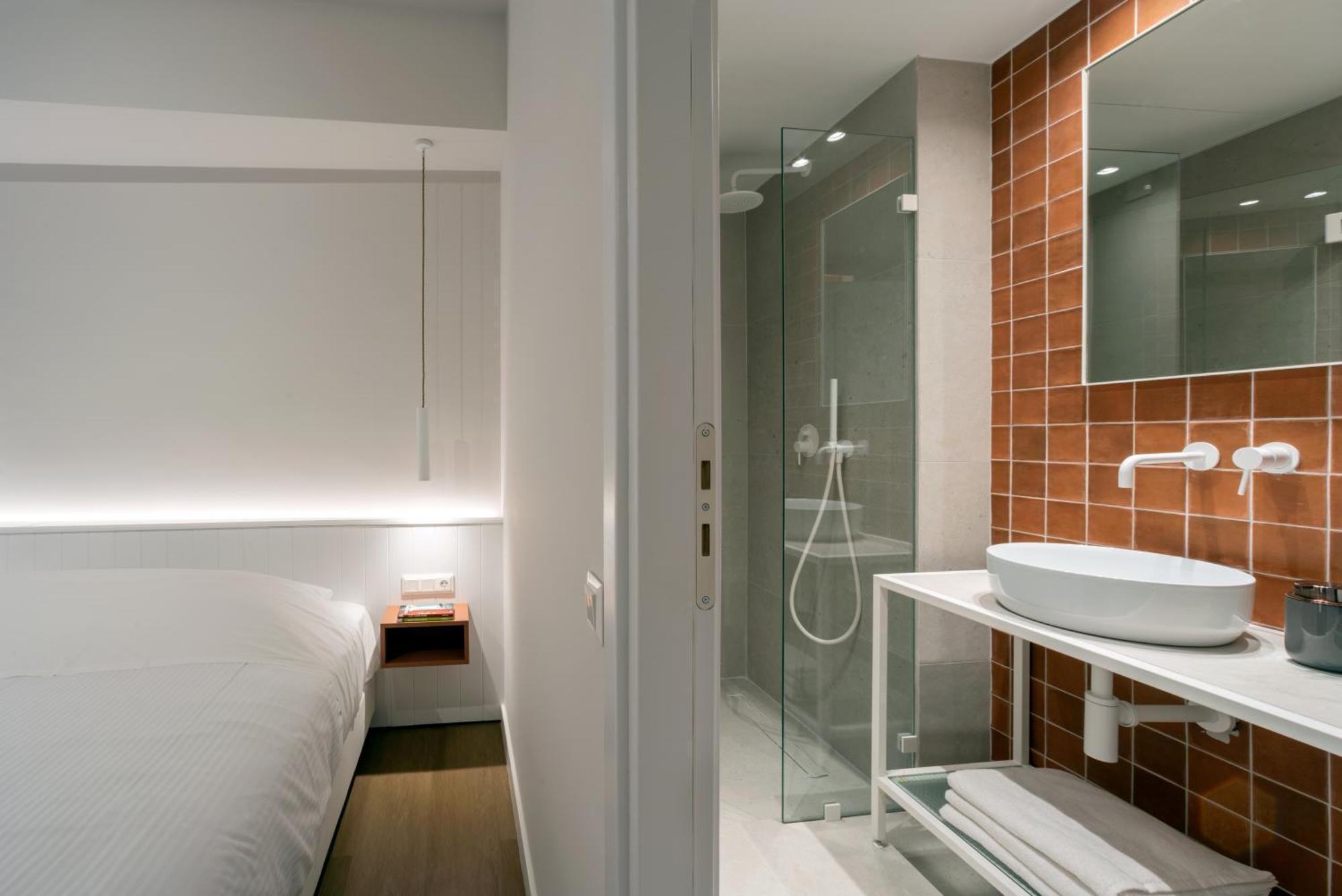 Central Bliss Apartments By Upstreet Athena Bagian luar foto