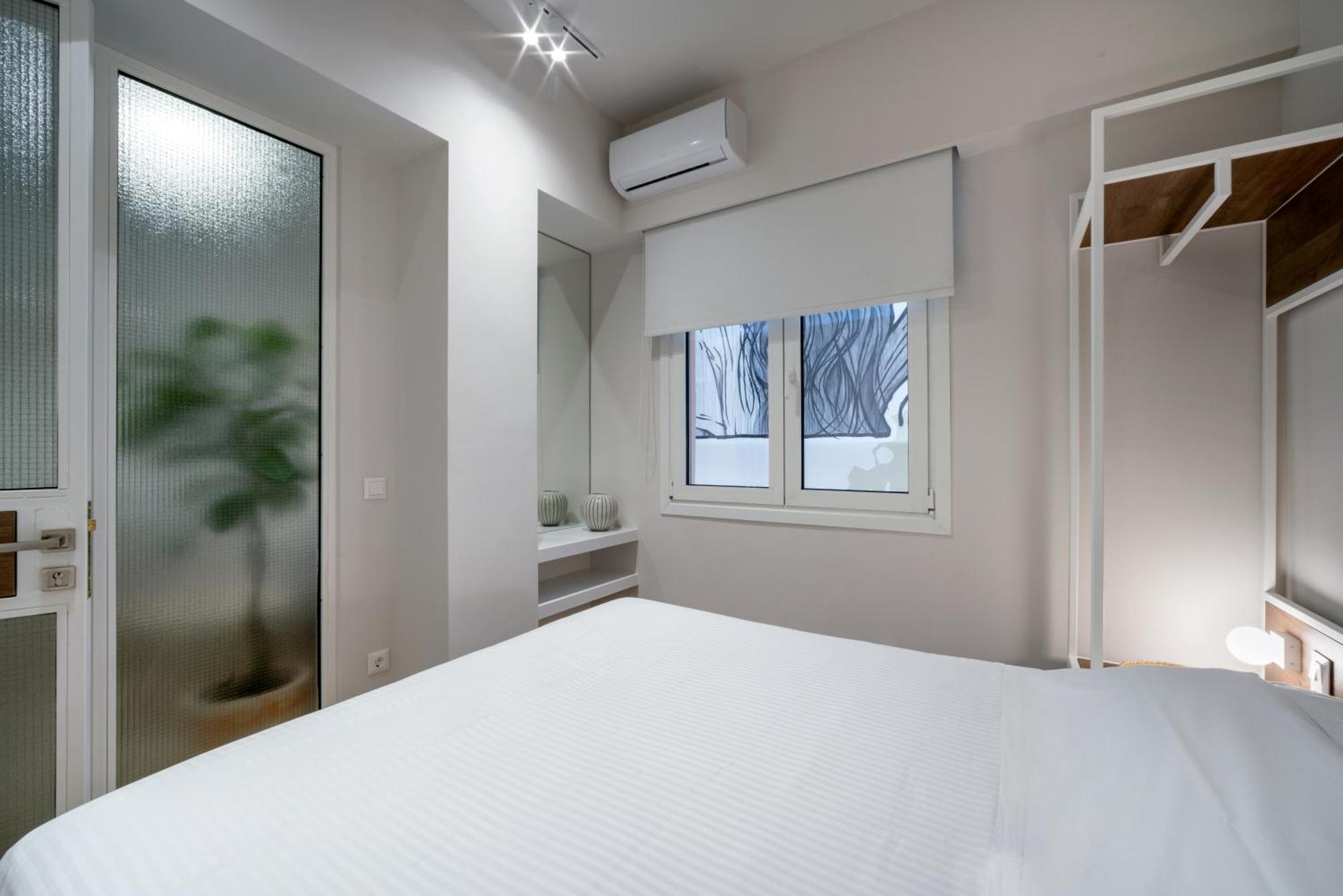 Central Bliss Apartments By Upstreet Athena Bagian luar foto